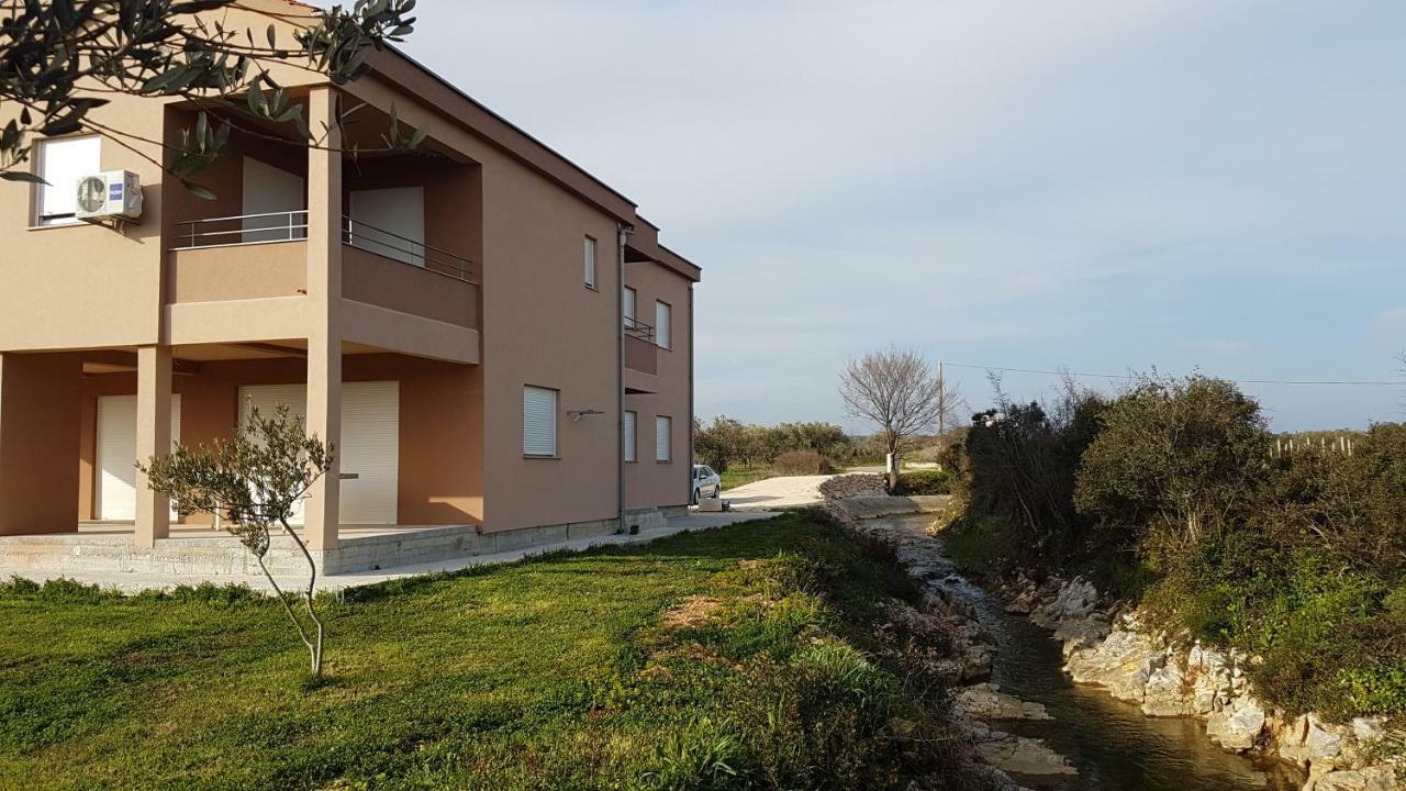 Apartments Borna Sukošan 外观 照片