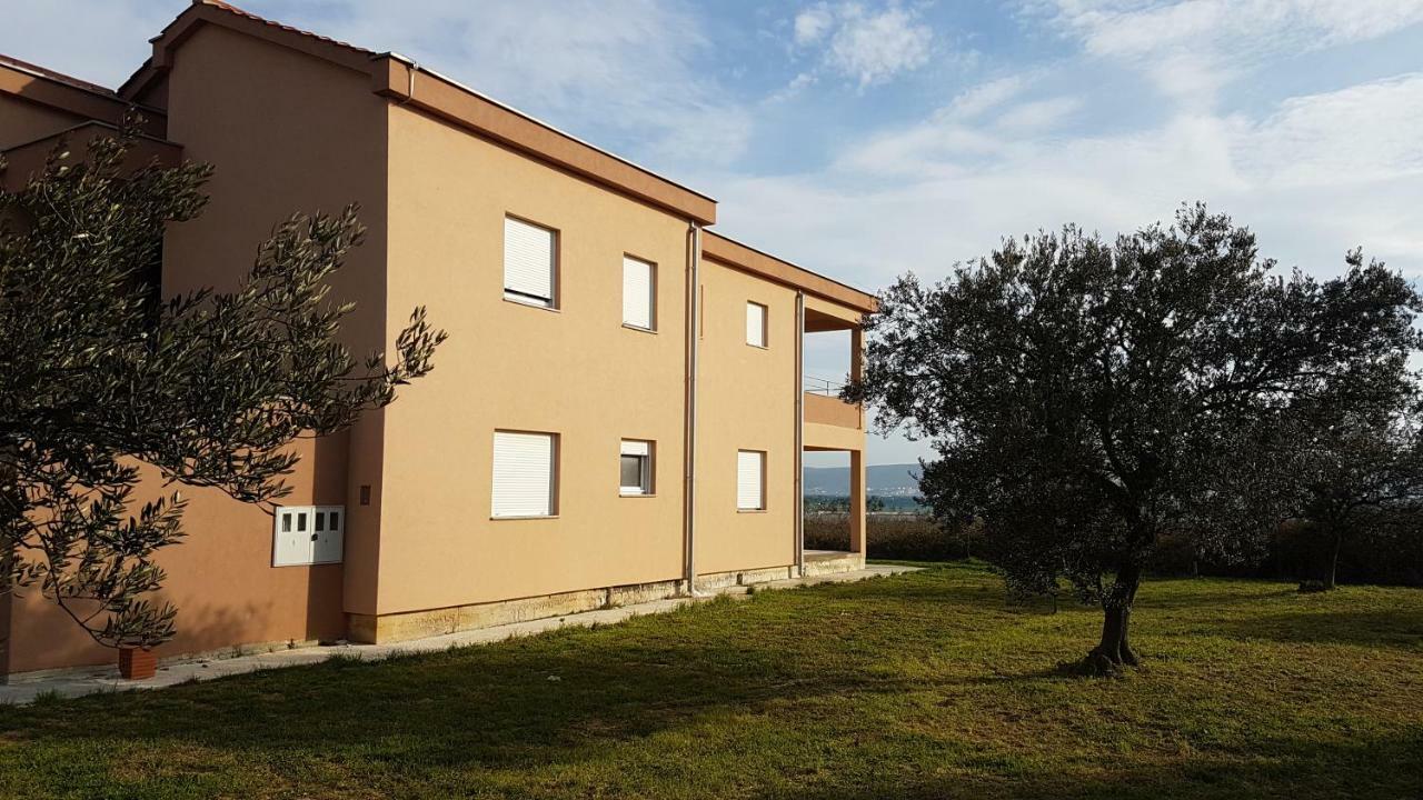 Apartments Borna Sukošan 外观 照片
