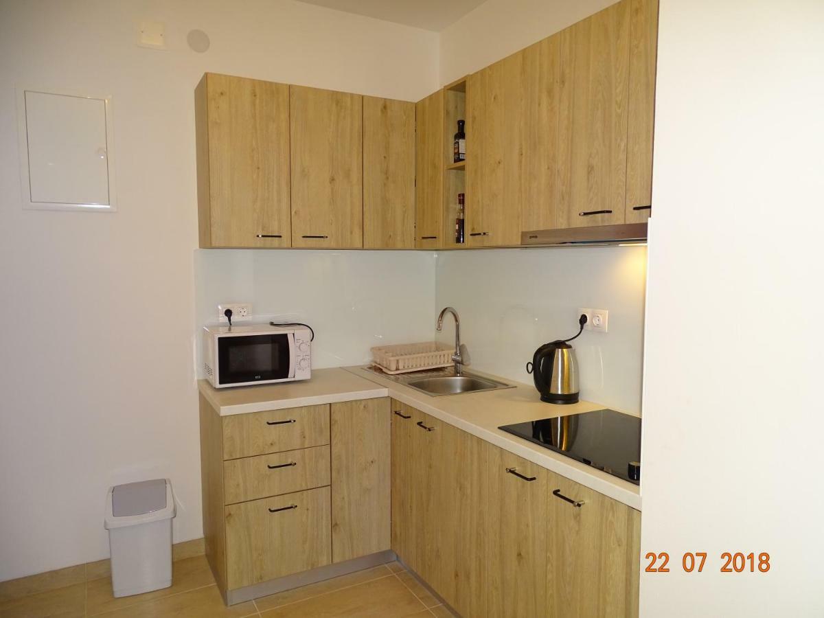 Apartments Borna Sukošan 外观 照片